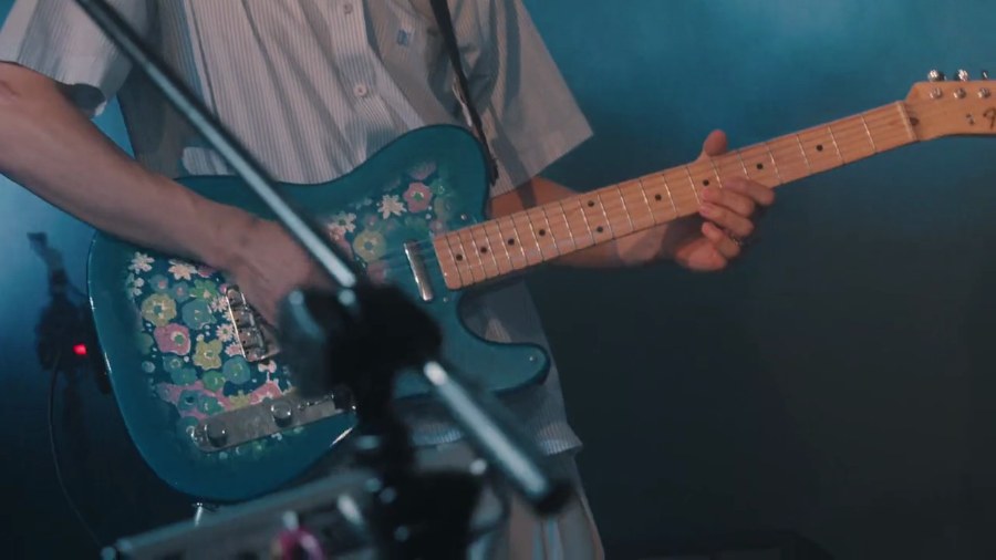 LTNS — LIVE still 8