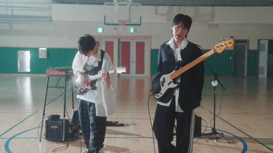UNXL — COPYCAT still 8