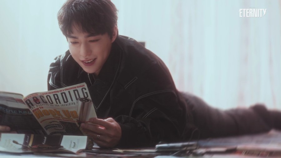 ETERNITY still 6