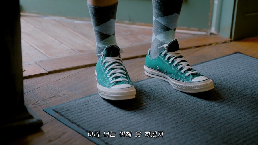 CIRCLE still 4