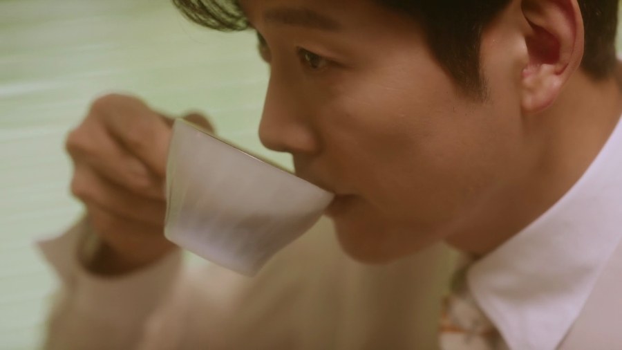 KIM YONG-PIL — ROMANTIC SERENADE still 5